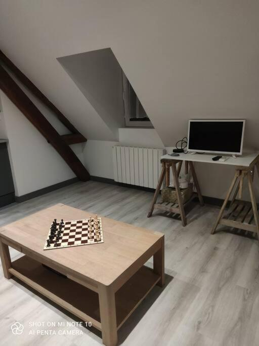 Appartement De Charme La Croix-Saint-Ouen Buitenkant foto